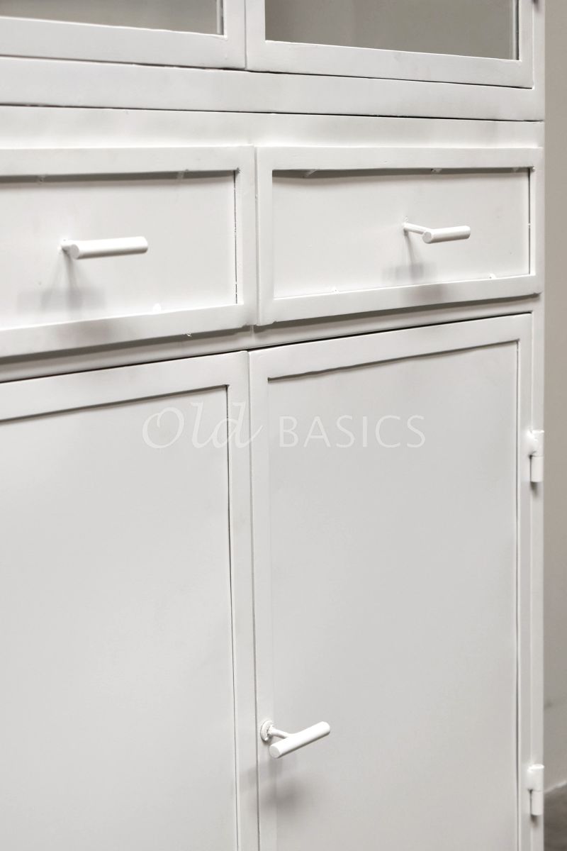 Detail van Apothekerskast Ivar Ladre Blanc, wit, materiaal staal